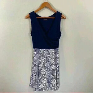 Hail3y:23 navy and white dress